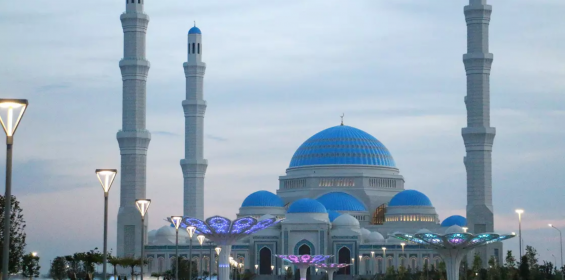 Завершение строительства самой большой мечети в Центральной Азии